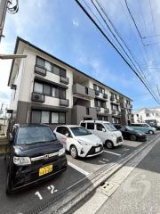 南海本線湊駅まで徒歩9分