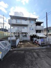 ＪＲ片町線忍ケ丘駅まで徒歩6分