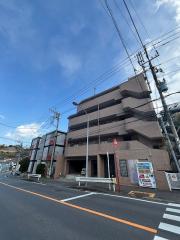 京急本線京急田浦駅まで徒歩9分