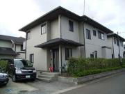 仙台市地下鉄南北線泉中央駅までバス約9分 徒歩3分