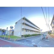 ストークハウス岩崎 A