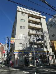 ＪＲ総武線（各駅停車）市ケ谷駅まで徒歩3分