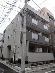シェルパラッツォコモレビ