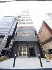 地下鉄御堂筋線心斎橋駅まで徒歩10分