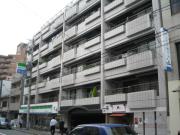 地下鉄烏丸線丸太町駅まで徒歩15分
