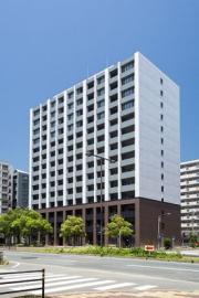 地下鉄箱崎線呉服町駅まで徒歩15分