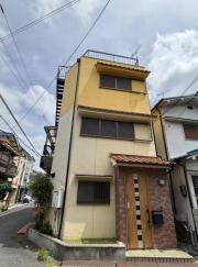春日町貸家
