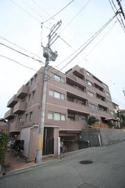 阪急宝塚線曽根駅まで徒歩18分