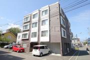 地下鉄東西線発寒南駅まで徒歩1分