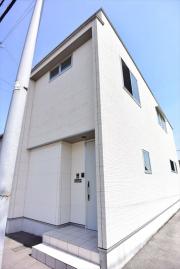 婦中町貸家 7号棟