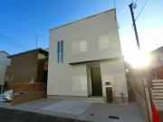 阪神本線鳴尾・武庫川女子大前駅まで徒歩4分