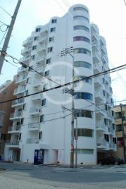 地下鉄御堂筋線大国町駅まで徒歩2分