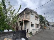 小田急小田原線東海大学前駅まで徒歩20分