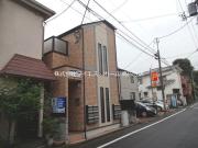 ＪＲ中央線高円寺駅まで徒歩14分