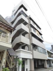 サージュ片野