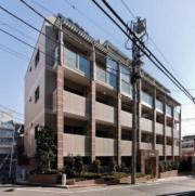 ＪＲ山手線代々木駅まで徒歩6分