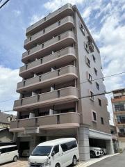 広島電鉄皆実線南区役所前駅まで徒歩7分