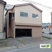 中央2丁目倉庫付住宅