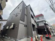 ＪＲ京浜東北・根岸線鶴見駅までバス約20分 徒歩2分