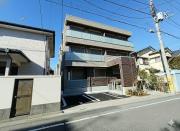 京成本線京成小岩駅まで徒歩9分