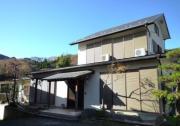 小田急小田原線伊勢原駅までバス約18分 徒歩1分