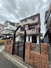 （10年期限付き）高浜2丁目3階建て貸家