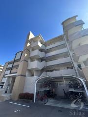 阪急千里線千里山駅まで徒歩15分