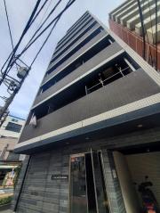 セジョリ王子駅前