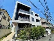 小田急小田原線代々木上原駅まで徒歩4分