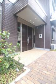ＪＲ山陽本線新下関駅までバス約5分 徒歩2分