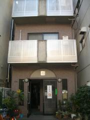 U-HOUSE