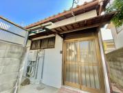 中桜塚3丁目貸家