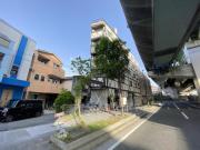 ボンジュール南市岡