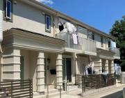 小田急小田原線新百合ヶ丘駅までバス約13分 徒歩3分