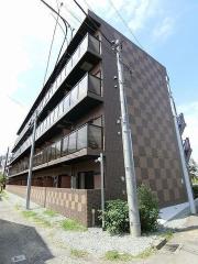 京急本線鶴見市場駅まで徒歩4分