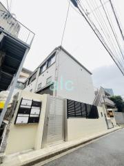 ＪＲ山手線新大久保駅まで徒歩8分