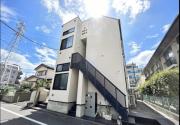 ＪＲ常磐線（各駅停車）綾瀬駅まで徒歩7分
