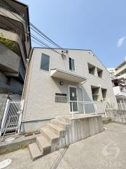 地下鉄西神・山手線県庁前駅まで徒歩11分