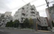 東急東横線学芸大学駅まで徒歩14分