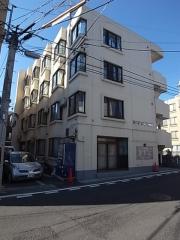 ホワイトファミール向山