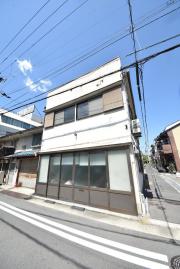 梅ケ香アパート