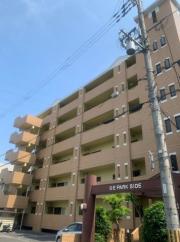 地下鉄長堀鶴見緑地線鶴見緑地駅まで徒歩20分