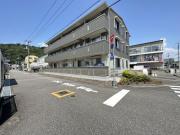 とさでん交通桟橋線桟橋通一丁目駅まで徒歩8分