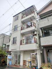 阪急京都線十三駅まで徒歩11分