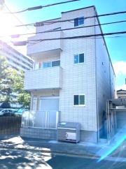 ＪＲ常磐線（各駅停車）新松戸駅まで徒歩13分