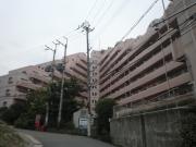 地下鉄西神・山手線伊川谷駅までバス約8分 徒歩3分