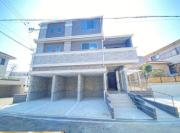KEN′S HOUSE