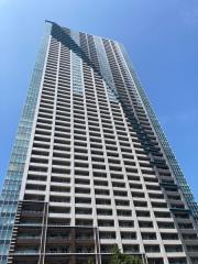 THE TOKYO TOWERS MID