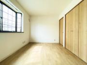 南海本線春木駅まで徒歩8分