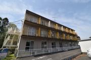 京王相模原線京王多摩センター駅までバス約8分 徒歩4分